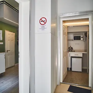 Z40 - Budget Apartment Budapest